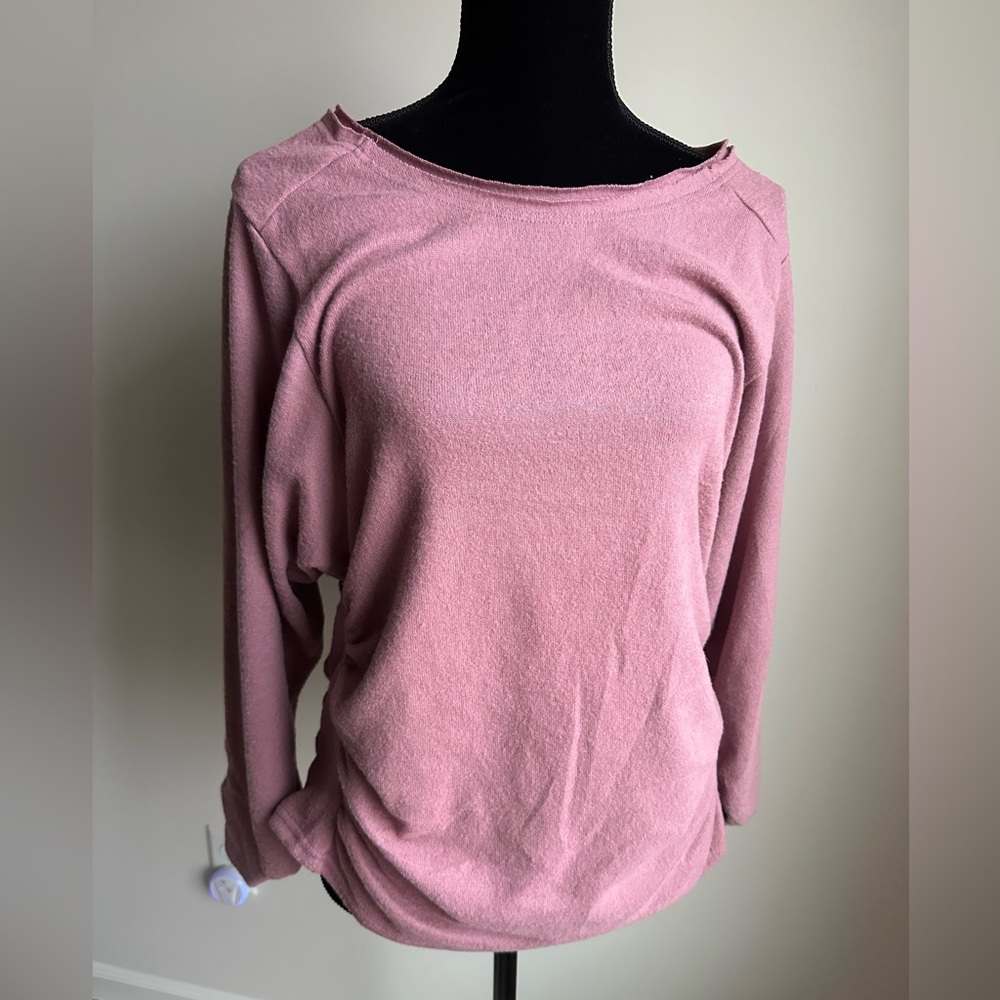 Women’s Jorge Perez Mauve Cozy Crewneck‎